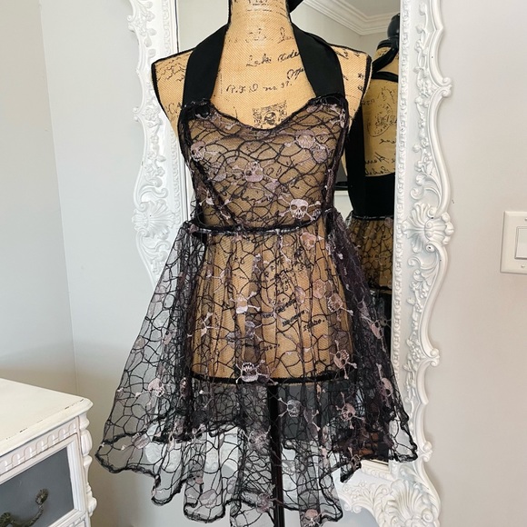 SALE Handmade VINTAGE Skulls Embroidered Lace Detail Halter Dress - Picture 3 of 7